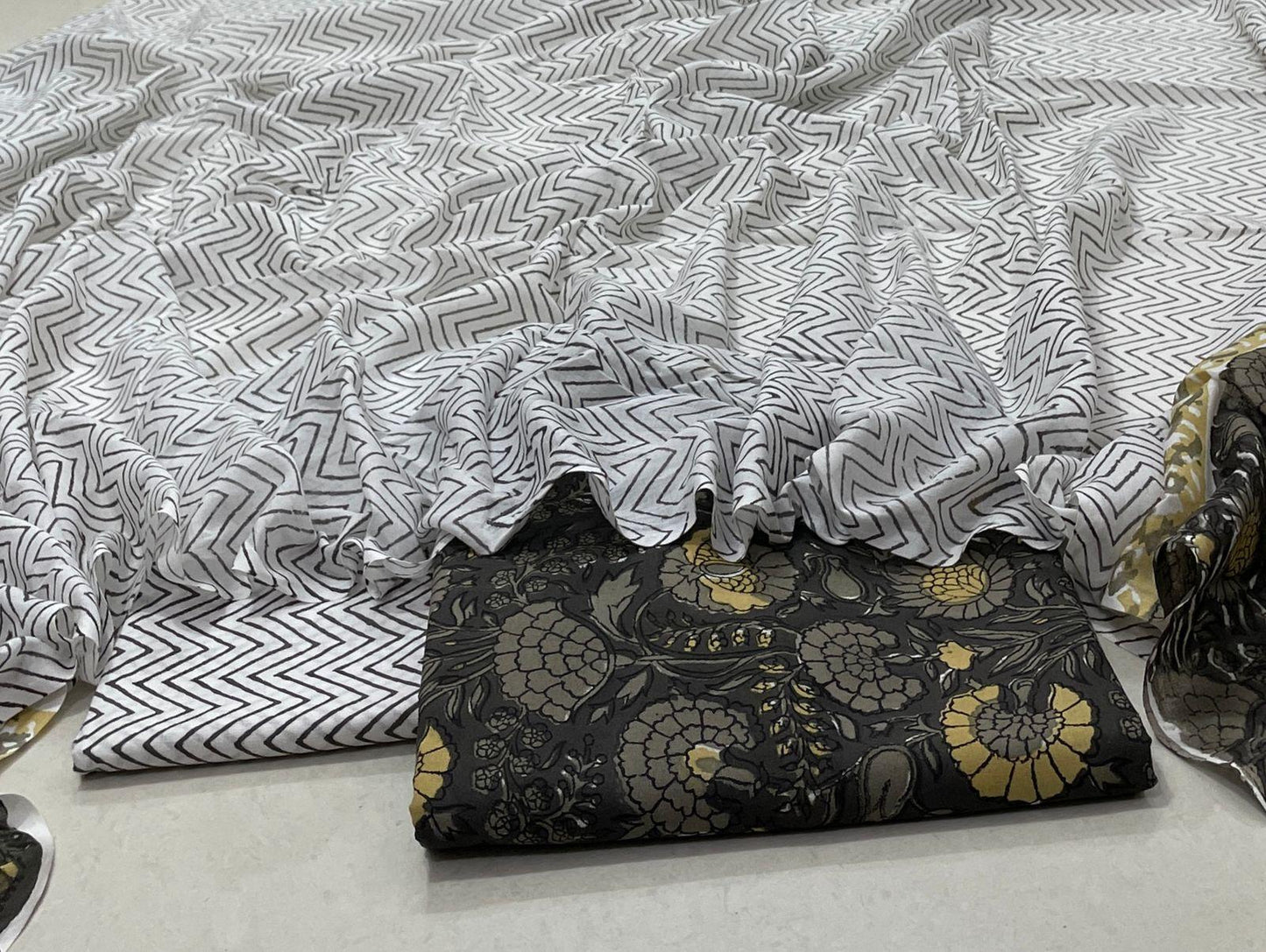 Hand Block Printed Cotton Suit Set – Black & White Zigzag with Golden Floral Bottom